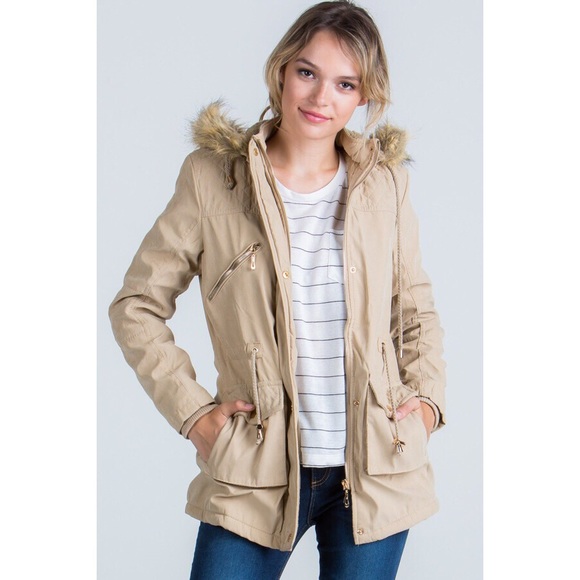 ❄️ Baby It’s Cold Outside Jacket - Picture 4 of 5